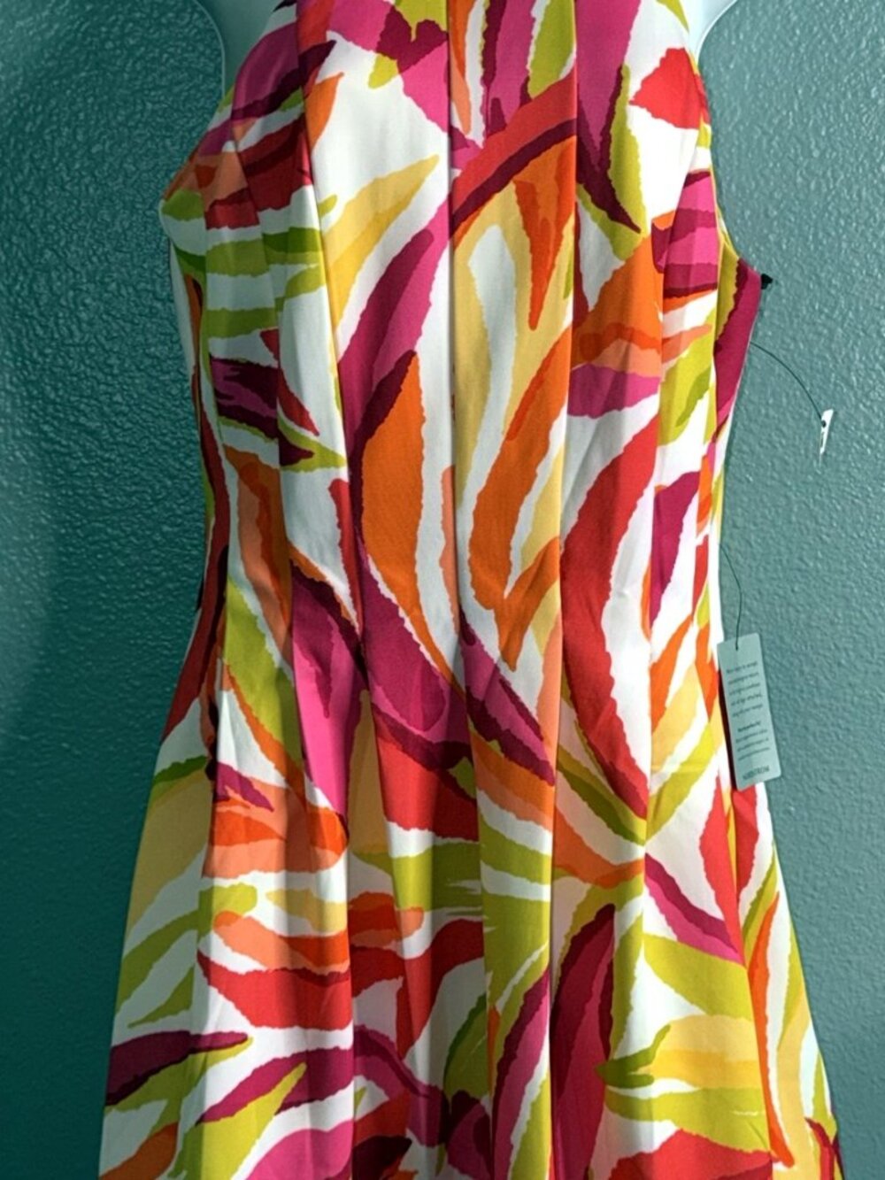 Vince Camuto tropical halter dress NWT size 10 fit flare